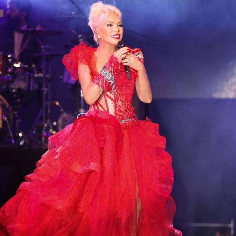 Xəstəxanalıq olan Ajda səhnəyə dönüş tarixini açıqladı