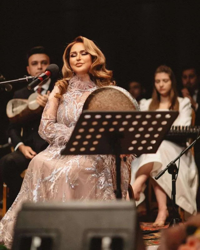 60 yaşlı Xalq artisti - “Məni sevgi yaşadır!”