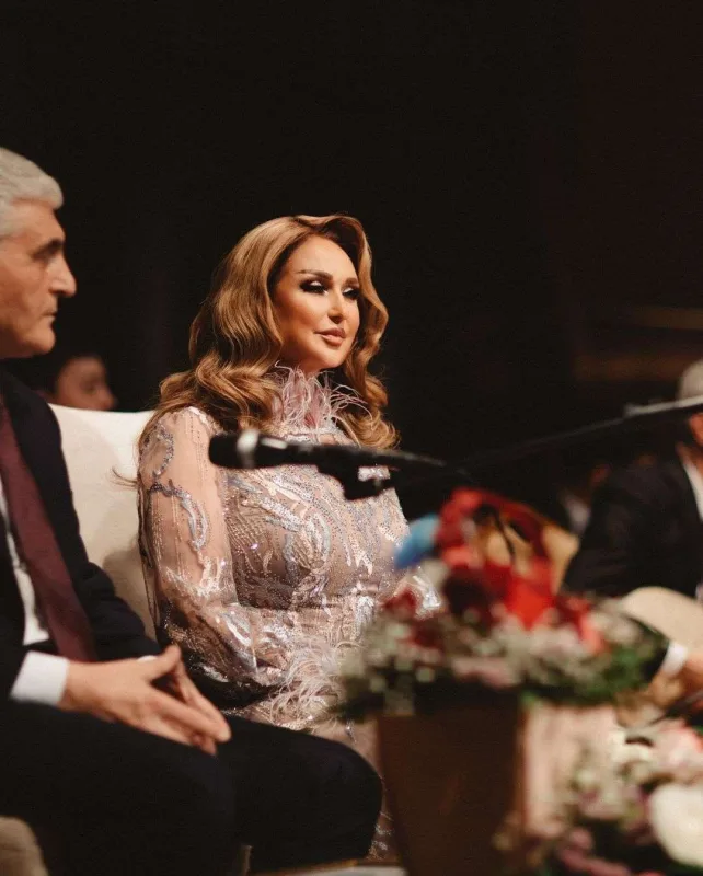 60 yaşlı Xalq artisti - “Məni sevgi yaşadır!”