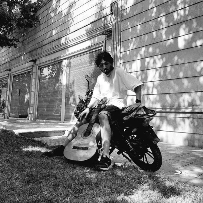 Azərbaycanlı musiqiçi evində ölü tapıldı