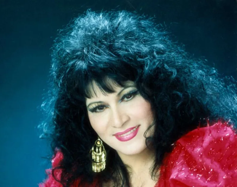 Zeynəb Xanlarova Azərbaycandan köçüb