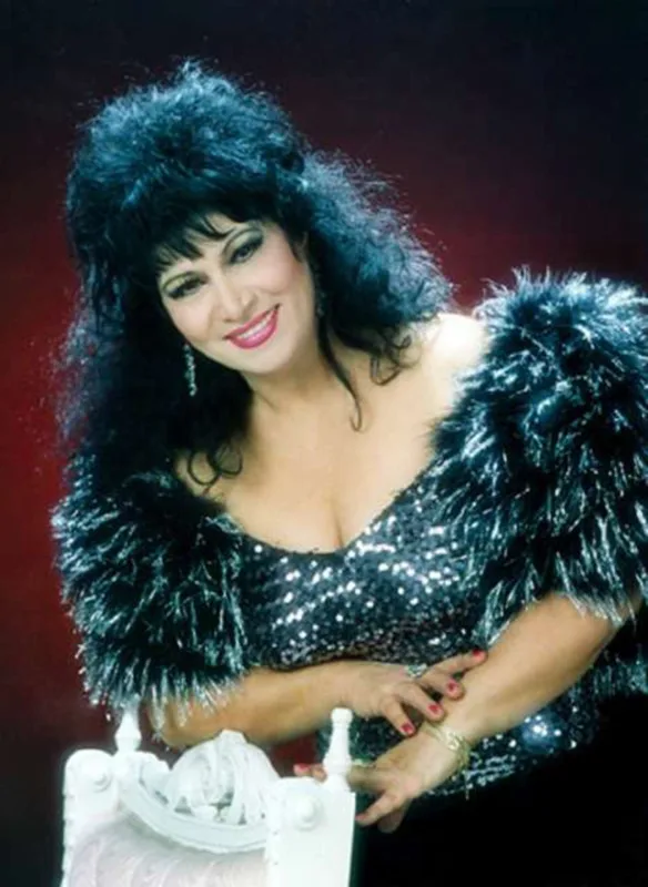 Zeynəb Xanlarova Azərbaycandan köçüb