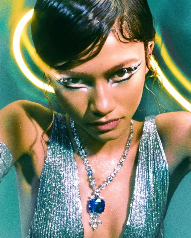 Zendayanın “Vogue” pozaları