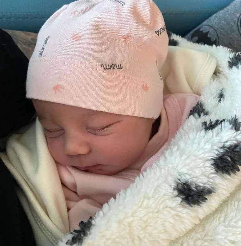 Türk aktrisa ana oldu