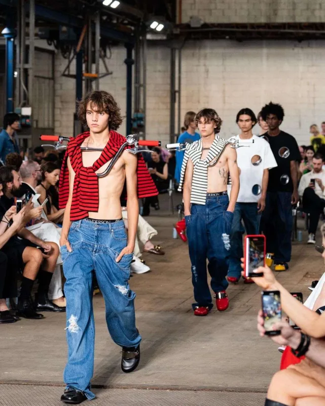 Milanda Kişi Moda Həftəsi - FOTOLAR