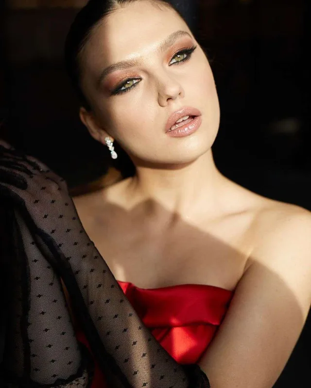 Əri 200 milyon oğurlayıb qaçmaq istəyəndə tutuldu