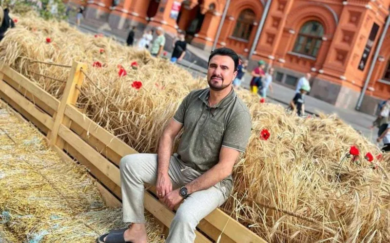 İzləyicilərinə yeni qarğış öyrətdi