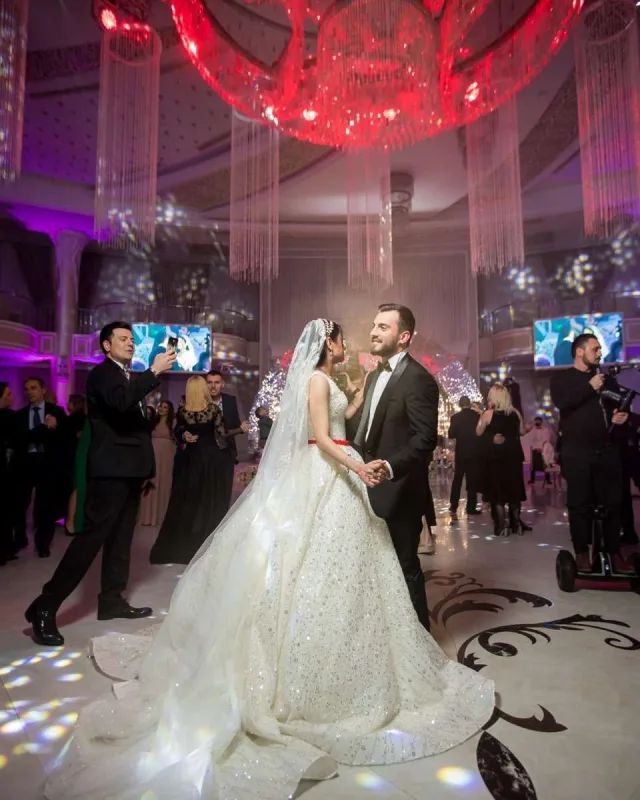 “Artıq bir ildir, ocağımızı isidirsən”