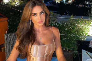 “TikTokdan qazandıqlarımı fırladıb atıram”