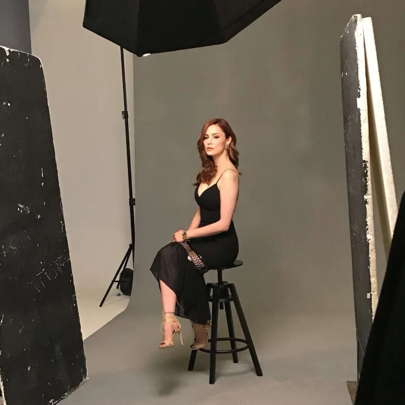 Mine qolunu sındırdı