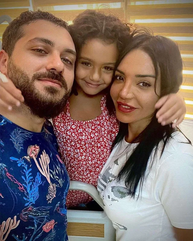 Azərbaycanlı aktyorun qızı əməliyyat olundu