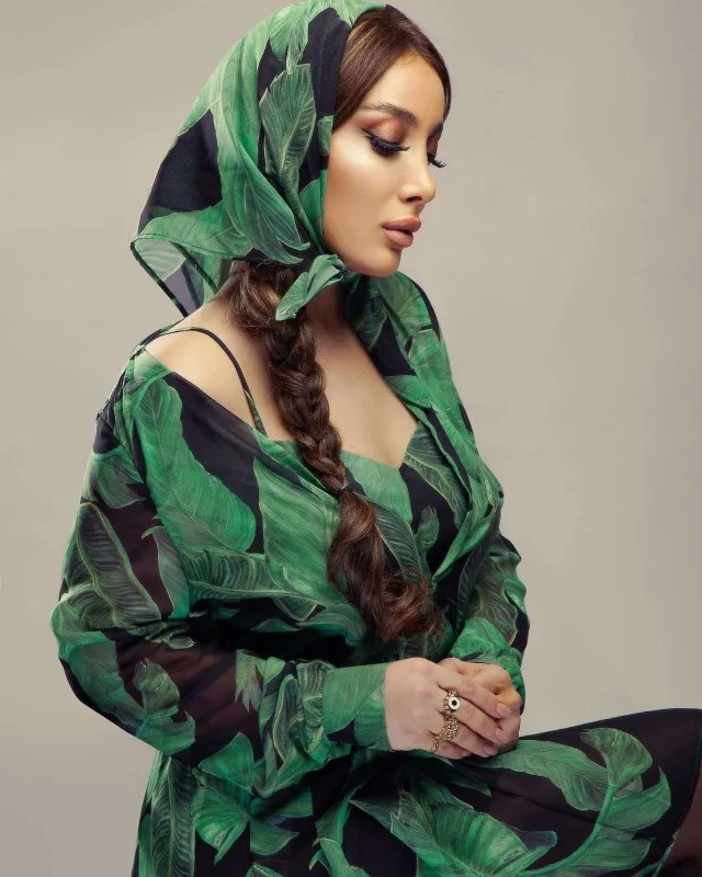 “Səmra Rəhimli ümumiyyətlə paltar geyinmir”