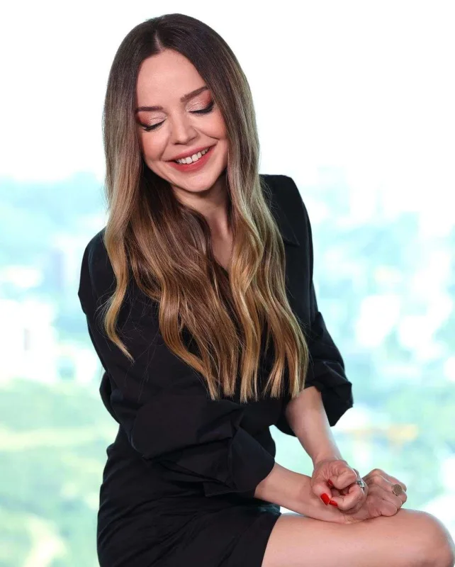 “Niyə “Cemile”ni oynayıram?”