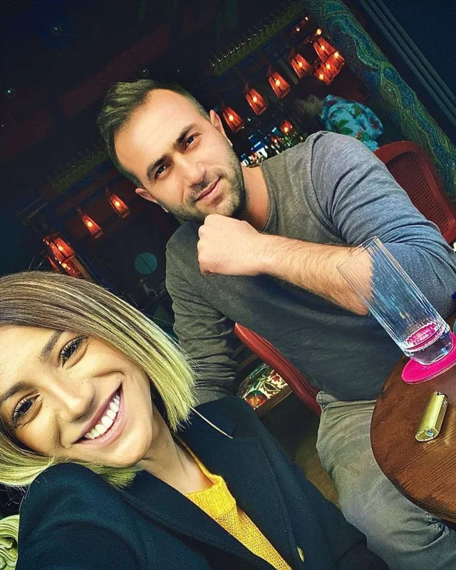 Röya Cinlə yenə duet oxudu