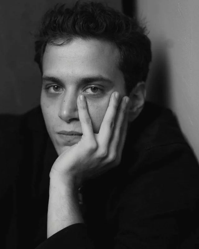 Selahattin bu serialda baş roldadır