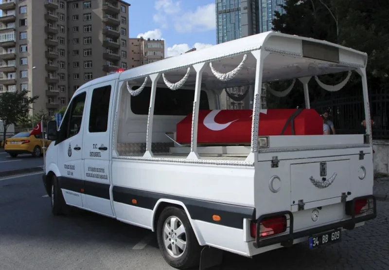 Cüneyt Arkına vida - Fotolar