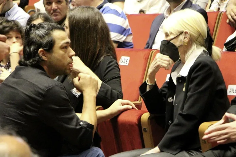 Cüneyt Arkına vida - Fotolar