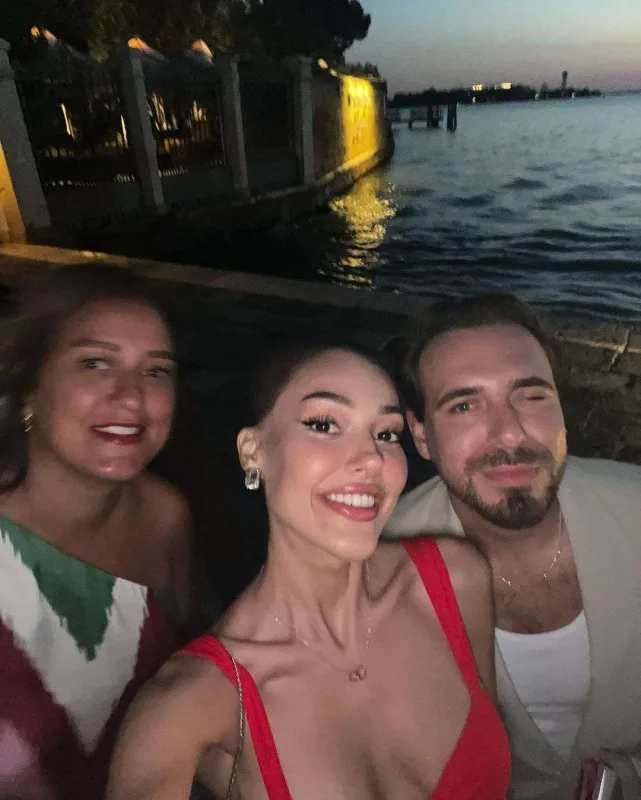 Dilan da orada idi...