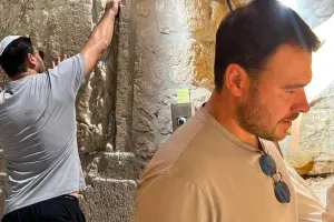 Emin Qüdsdən paylaşımlar etdi