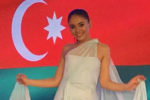 Samirə Zəfər Günündə “Doğma diyarım” dedi