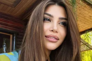 Serialdan getdiyini təsdiqlədi