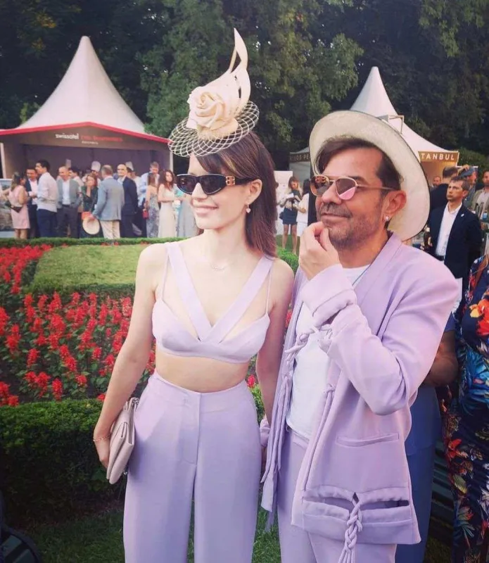 Bənövşəyi Beren və Kenan