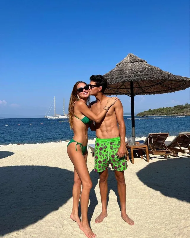 Ana-oğul valeh etdilər 