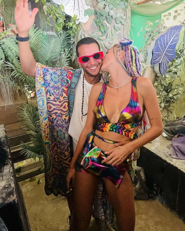 “Burning Man”da eşq...