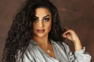 Xəyalə əriylə toy şəklini paylaşdı