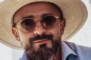 Malikin kartından pul oğurlandı