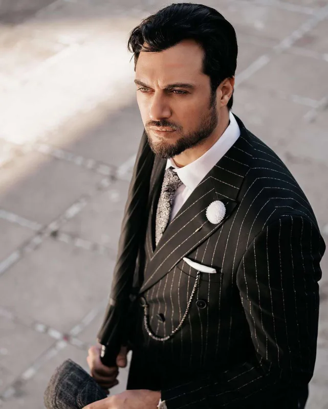 “Xaricə getsəm, taksi sürücüsü işləyəcəm”