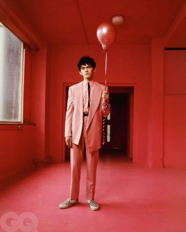 “Heartstopper” ulduzları “İlin adamları” sayında