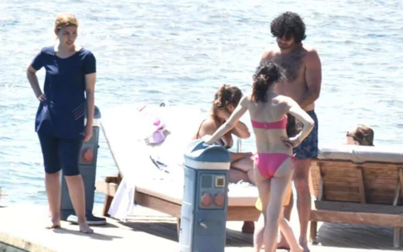 Hande sevgilisi və oğlu ilə tətildə...