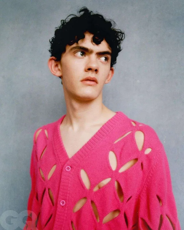 “Heartstopper” ulduzları “İlin adamları” sayında