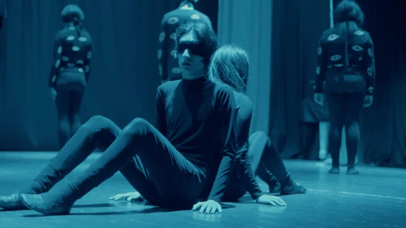 Gözübağlı tamaşa oynadılar