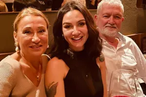 Birce valideynlərinin görüntüsünü paylaşdı