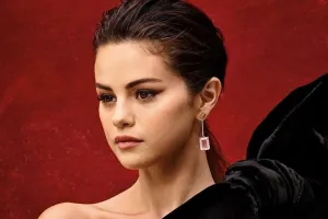 Selenanın ən yaxşı 15 “look”u