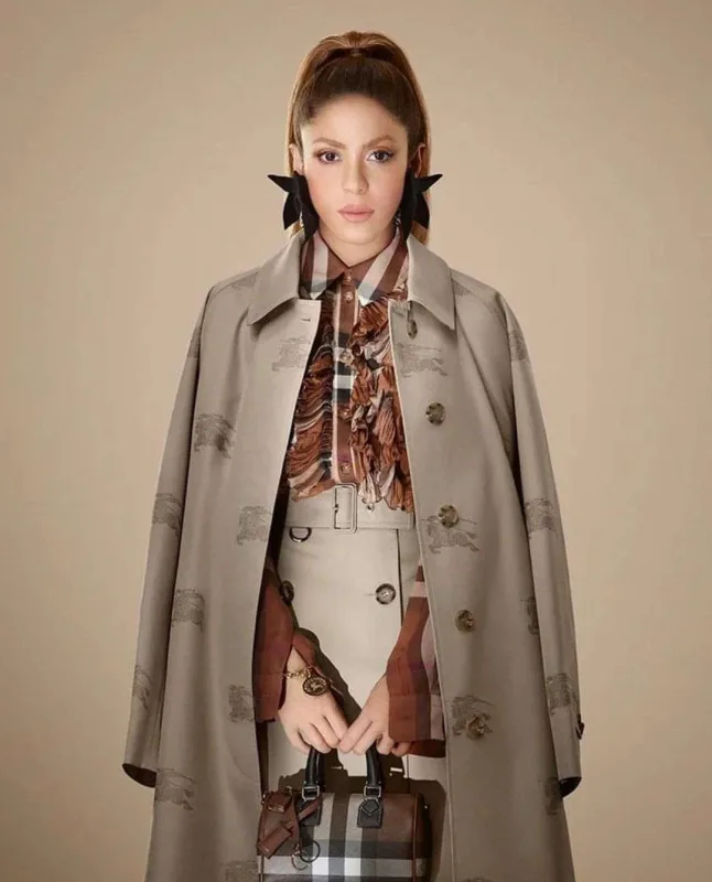 Şakira “Vogue” üçün kamera qarşısına keçdi