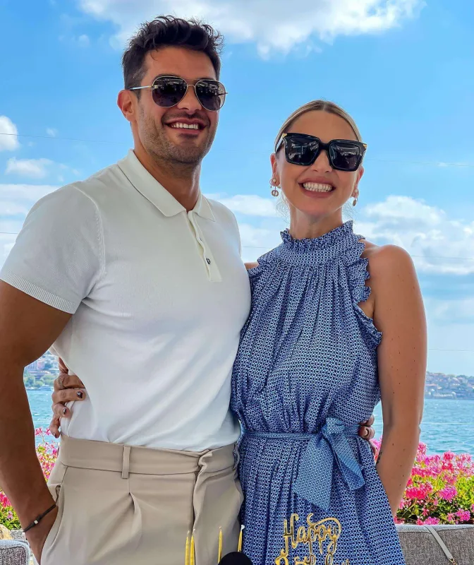 Hadise və Mehmet arasında nə baş verir?