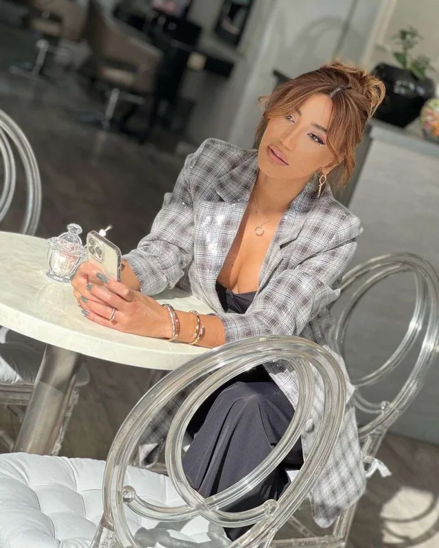 Röya konsertinin adını açıqladı