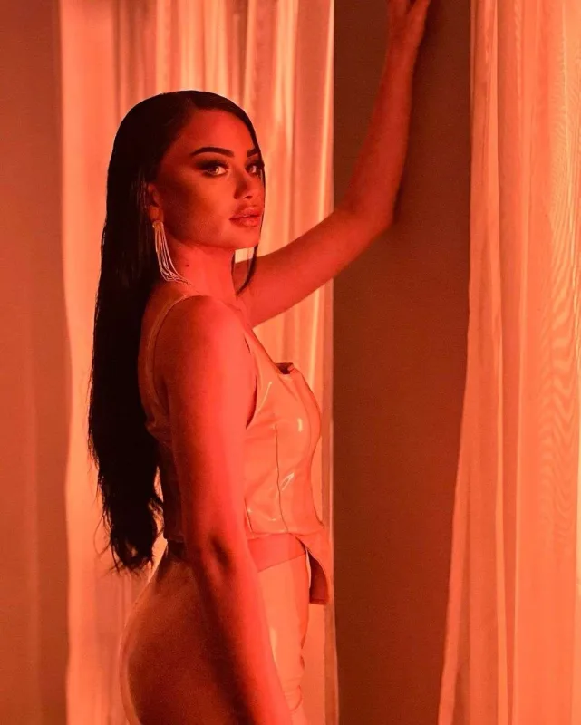 Zeynəbə kökəlmək olmaz