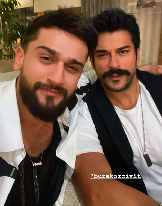 Coni və Burak görüşdü