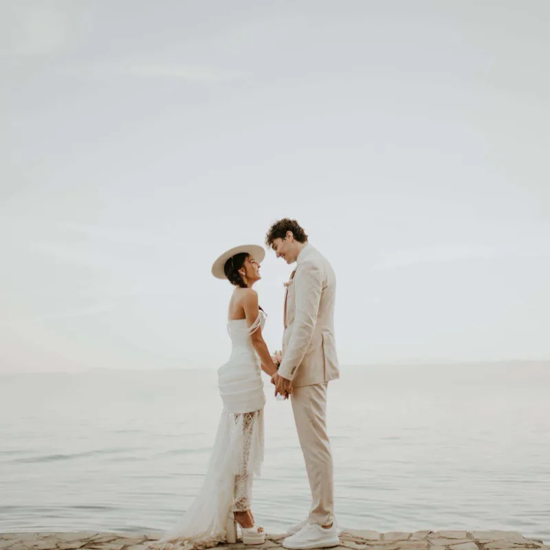 Nikahlarından yeni görüntülər yaydılar