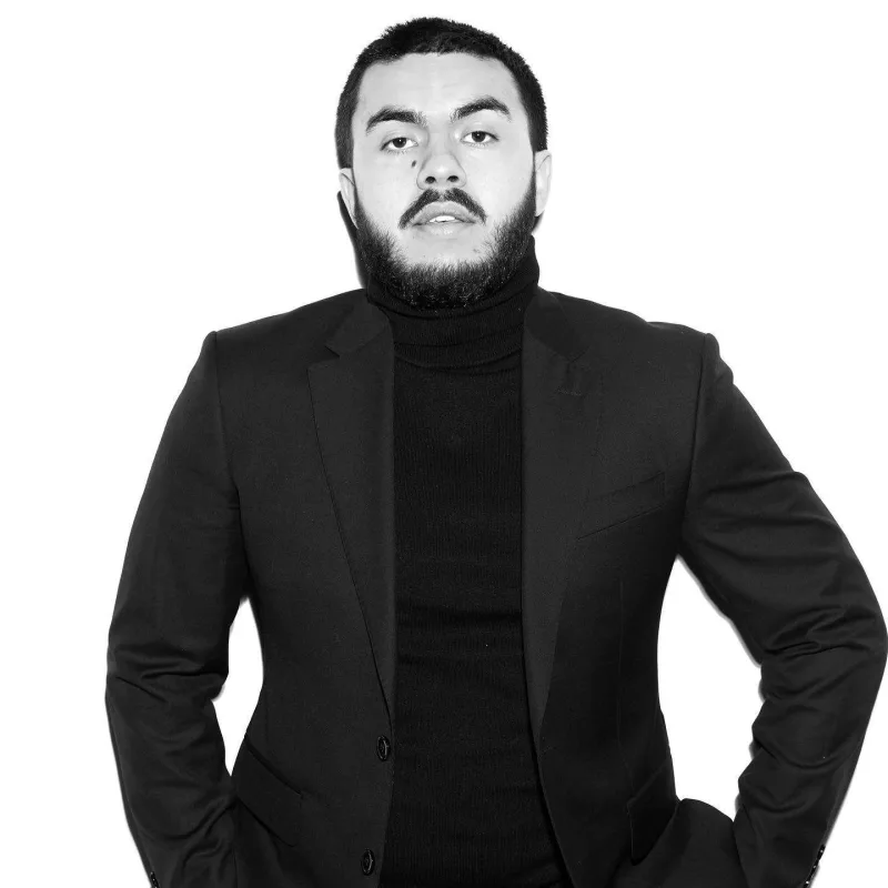 Azərbaycanlı müğənni Ukraynadakı vəzifəsindən getdi