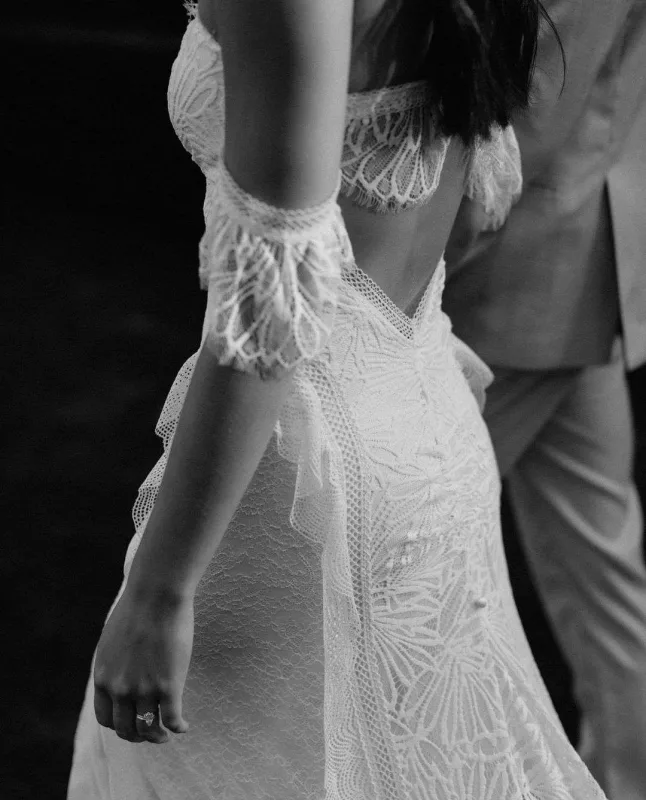 Aysunun gəlinliyi replika imiş