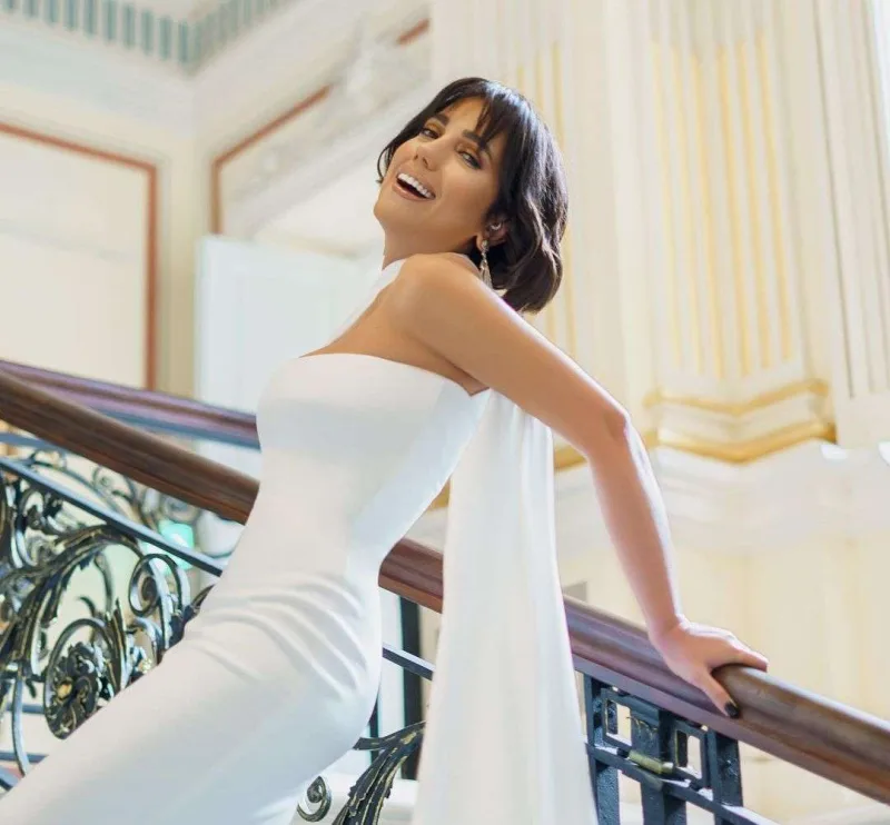 Lalə yenə plastik əməliyyat etdirdi