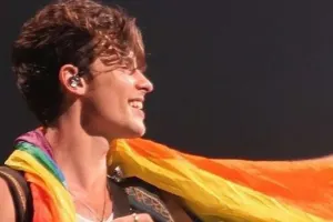 Şon Mendesdən “pride” paylaşımı 