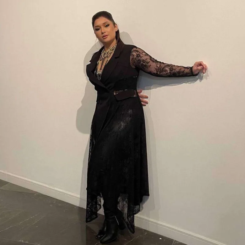 Qara qırmızıya qarşı... - Fotolar