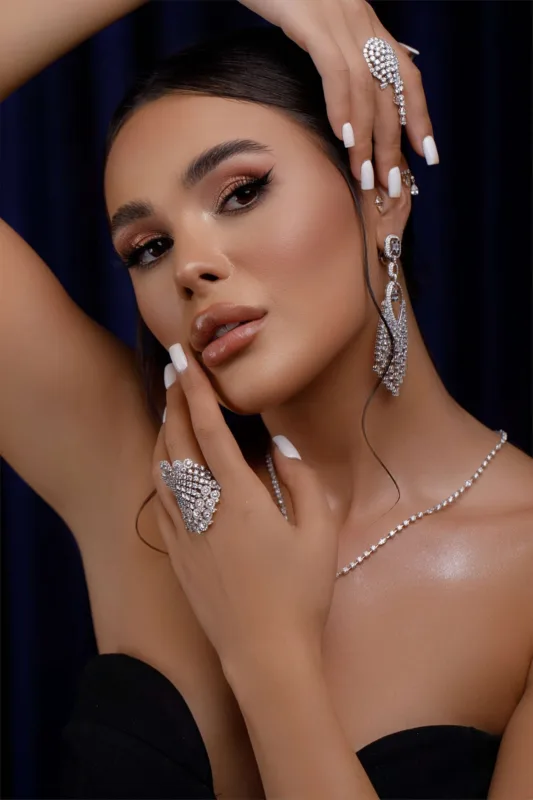 “Emerald”dan ulduzlara layiq kolleksiya