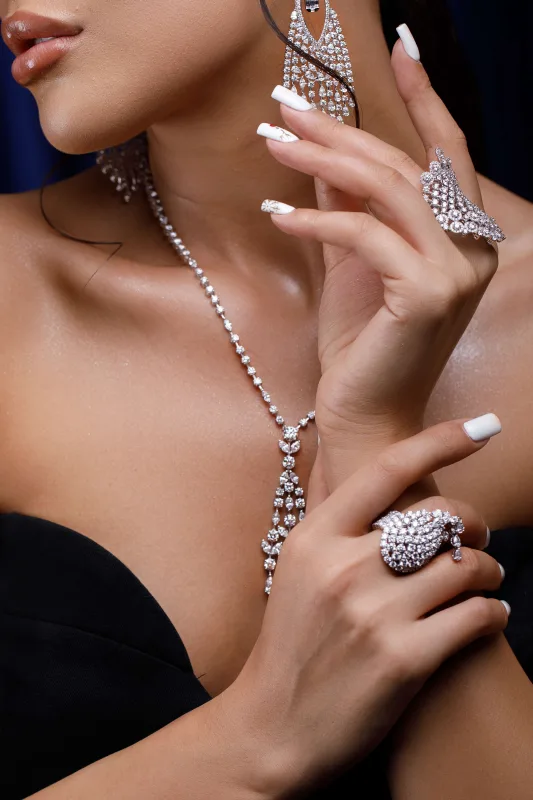 “Emerald”dan ulduzlara layiq kolleksiya